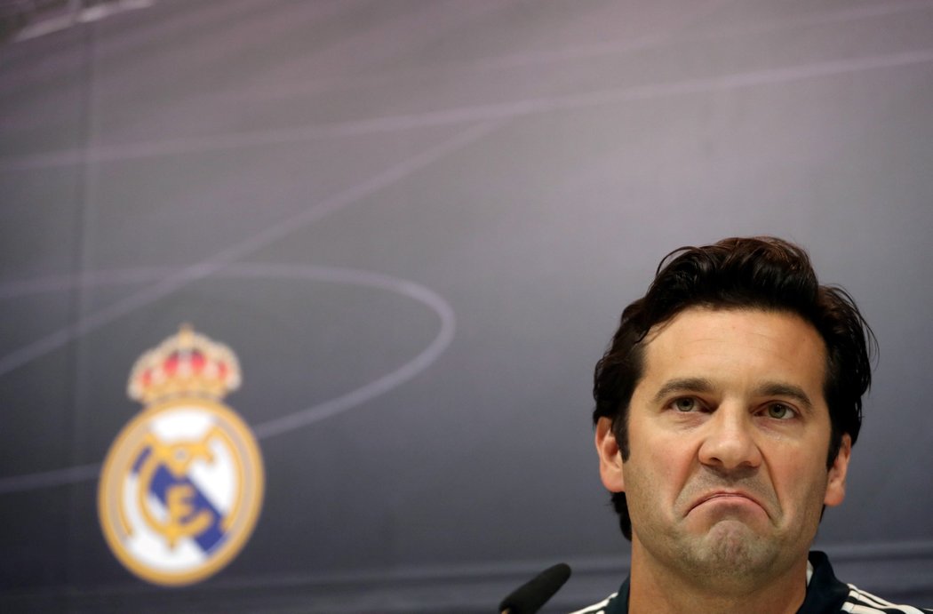 Santiago Solari na své první tiskové konferenci v pozici dočasného hlavní kouče Realu Madrid