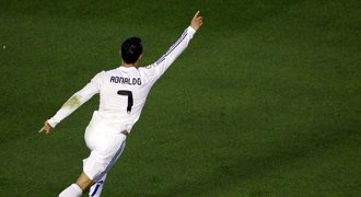 Barcu sundal Ronaldo. Španělský pohár pro Real