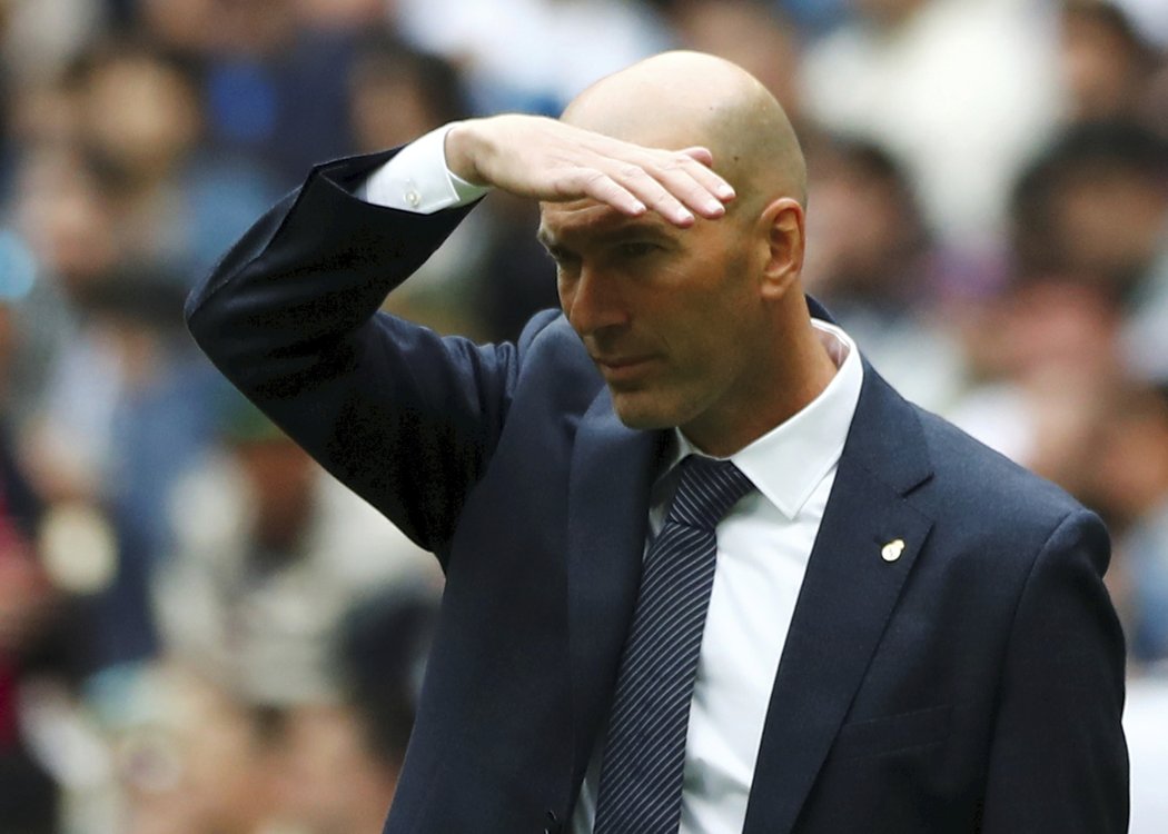 Kouč Realu Madrid Zinedine Zidane má o čem přemýšlet