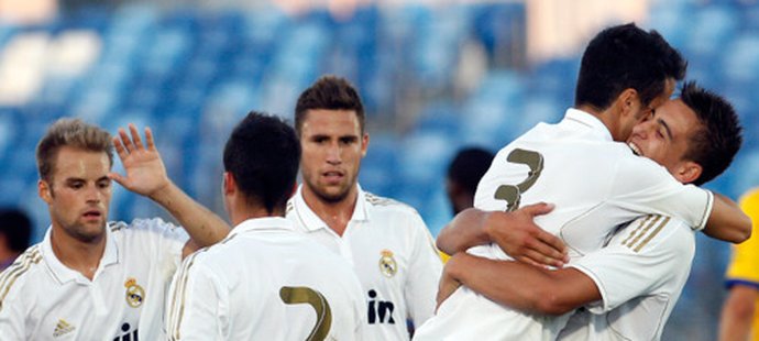 Pablo Gil Sarrión (zcela vlevo) a jeho spoluhráči z rezervního týmu Realu Madrid