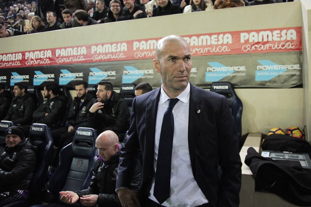 Trenér Realu Madrid Zinedine Zidane během utkání s Villarrealem