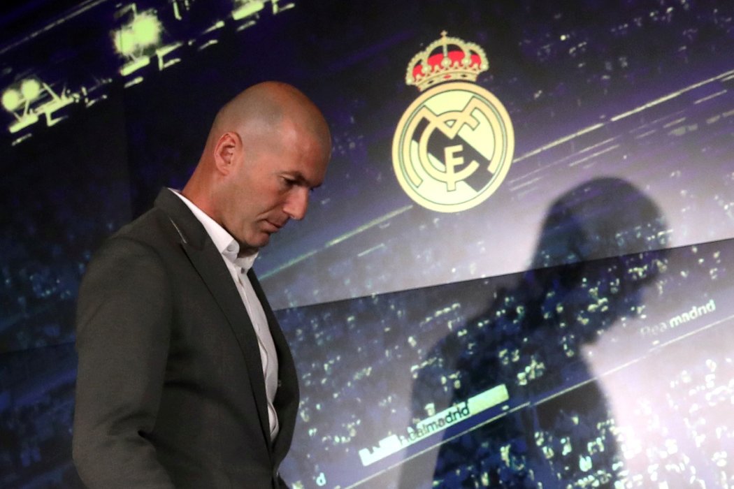 Zinedine Zidane při představení do role trenéra Realu Madrid