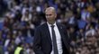 Zinedine Zidane na lavičce Realu Madrid