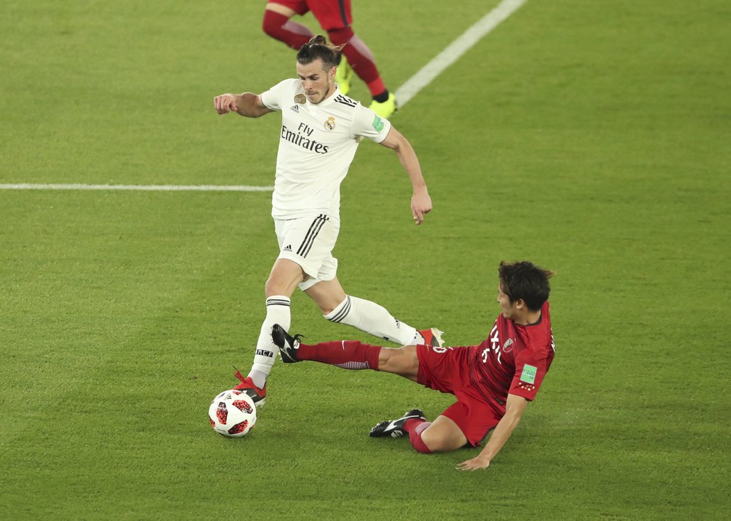 Obránci Kašimy měli se zastavením Garetha Balea problémy