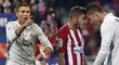 Cristiano Ronaldo v derby s Atlétikem Madrid nastřílel hattrick a stihl i potyčku s domácím Kokem