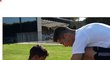 Malý Cristiano trénuje s tátou