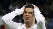 To snad ne! Hvězdný Ronaldo nemůže uvěřit tomu, že Real přišel o vítězství nad Málagou