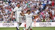 Fernando Morientes a Ronaldo slaví gól