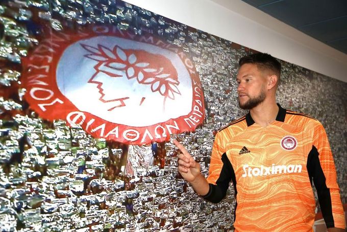 Bude to hukot, varuje Vaclík před zápasem v Pireu. Jak vidí šance Sparty a co Surovčík? Bude to hukot, varuje Vaclík před zápasem v Pireu. Jak vidí šance Sparty a co Surovčík?