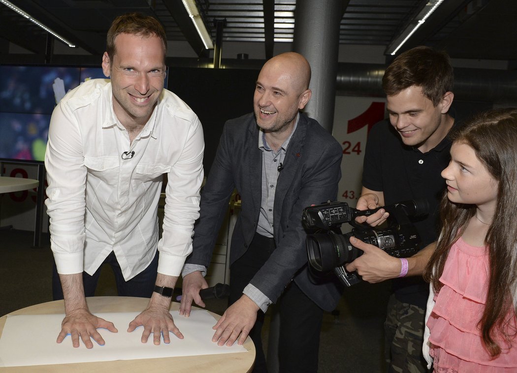 Petr Čech se chystá zvěčnit své ruce do Síně slávy deníku Sport
