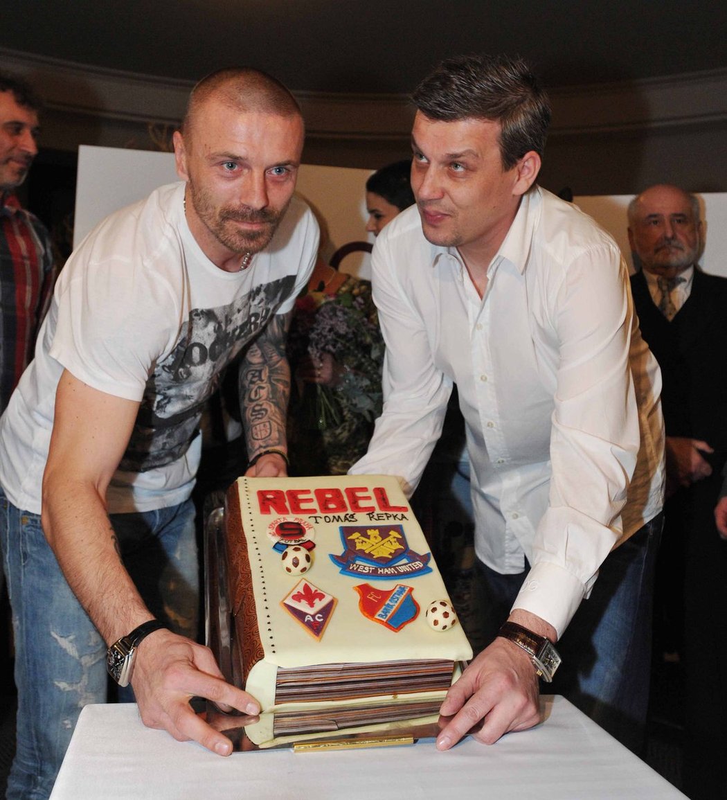 Tomáš Řepka na křestu své knihy Rebel