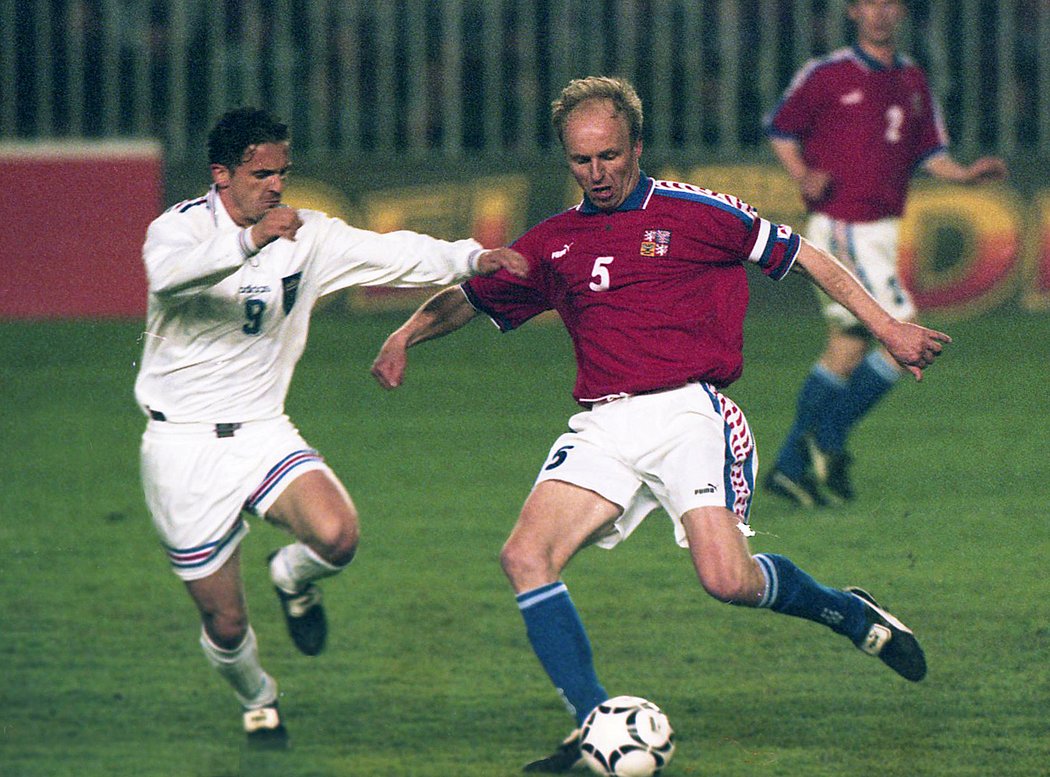 Čechům sebral naděje na MS v roce 1998 duel ve Španělsku, ale také domácí prohra s Jugoslávií