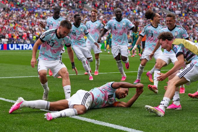 Belgie - Senegal 3:2pp. Historický comeback! Nejpozdnější gól vyvolával emoce Belgie - Senegal 3:2pp. Historický comeback! Nejpozdnější gól vyvolával emoce