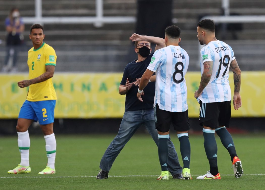 Zápas Brazílie - Argentina přerušila místní hygiena