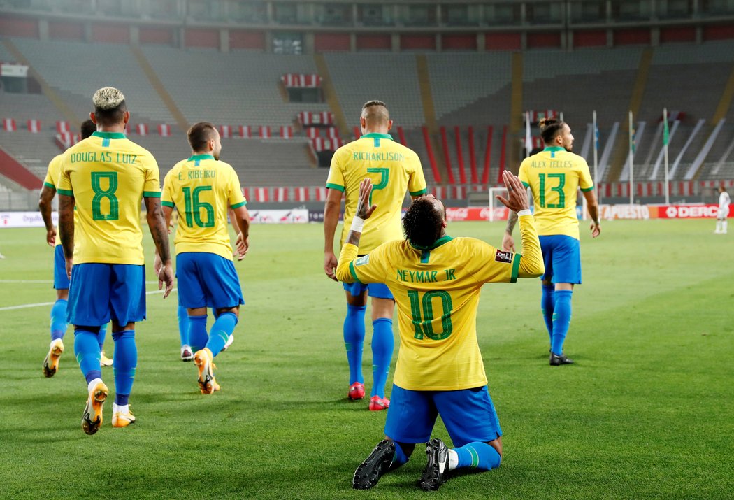 Neymar nastřílel hattrick a v historických tabulkách brazilské reprezentace přeskočil Ronalda