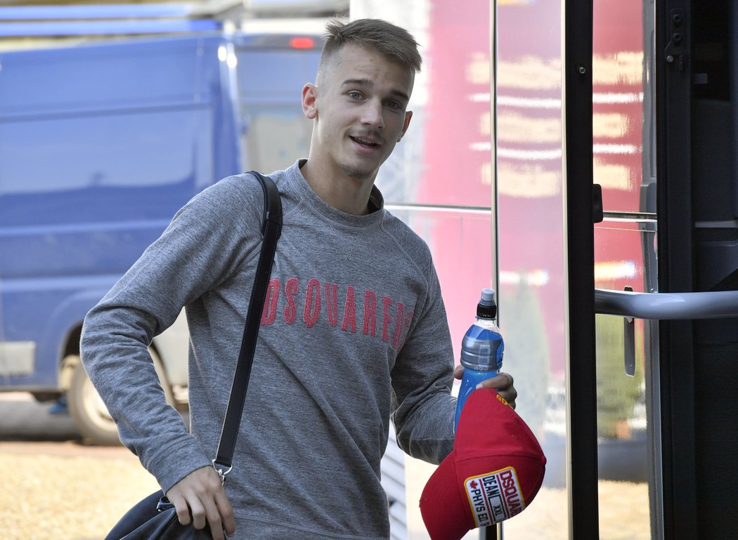 Václav Černý před odjezdem na soustředění v Rakousku