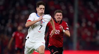 Albánie - Česko 3:0. Neuznaný gól a červená, pak zmar. Pád na třetí místo