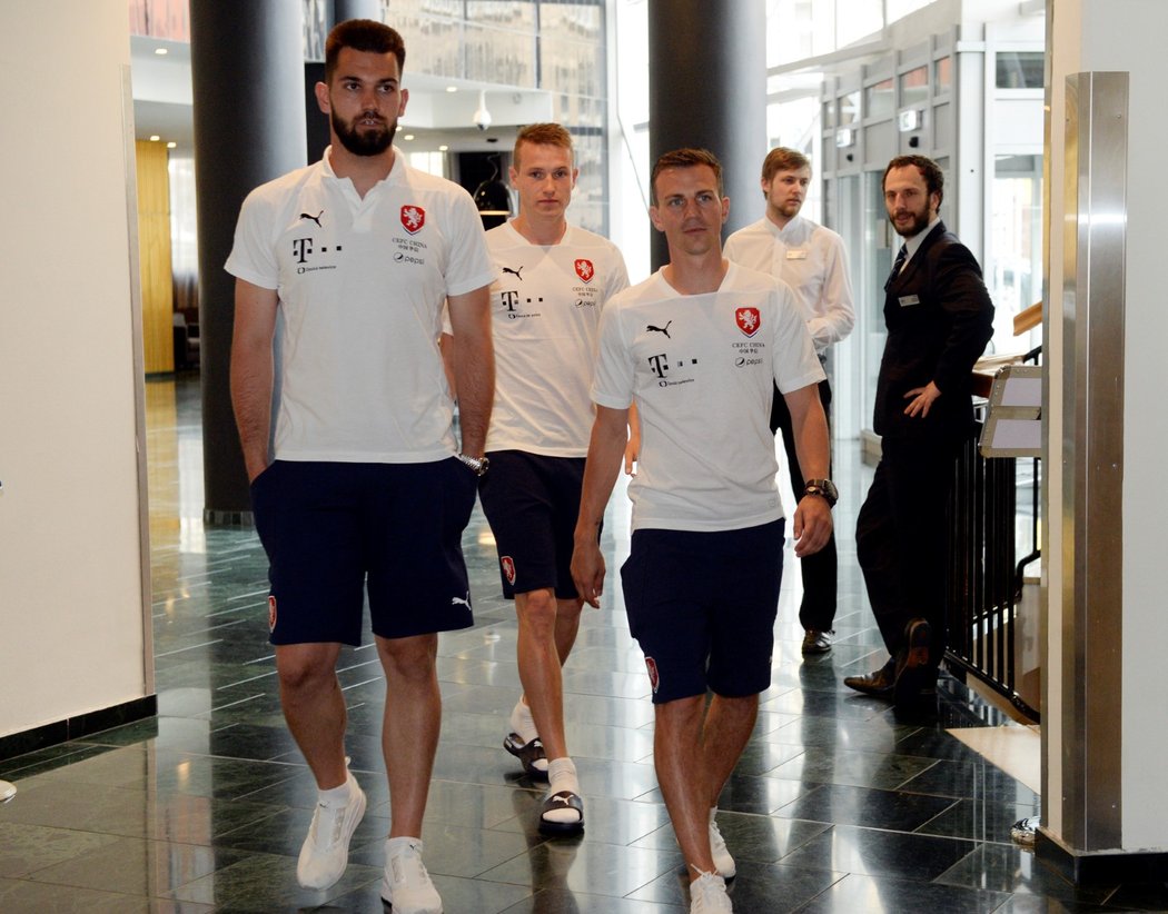 Čeští fotbaloví reprezentanti na srazu v Praze - Tomáš Koubek, Vladimír Darida a Jakub Jankto