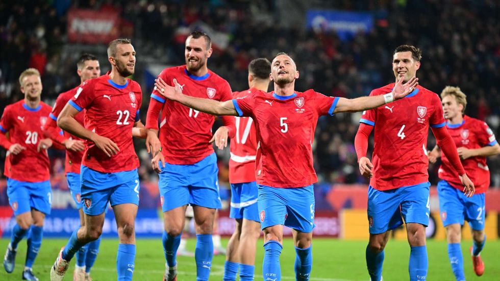 Vladimír Coufal se raduje z trefy proti Gibraltaru