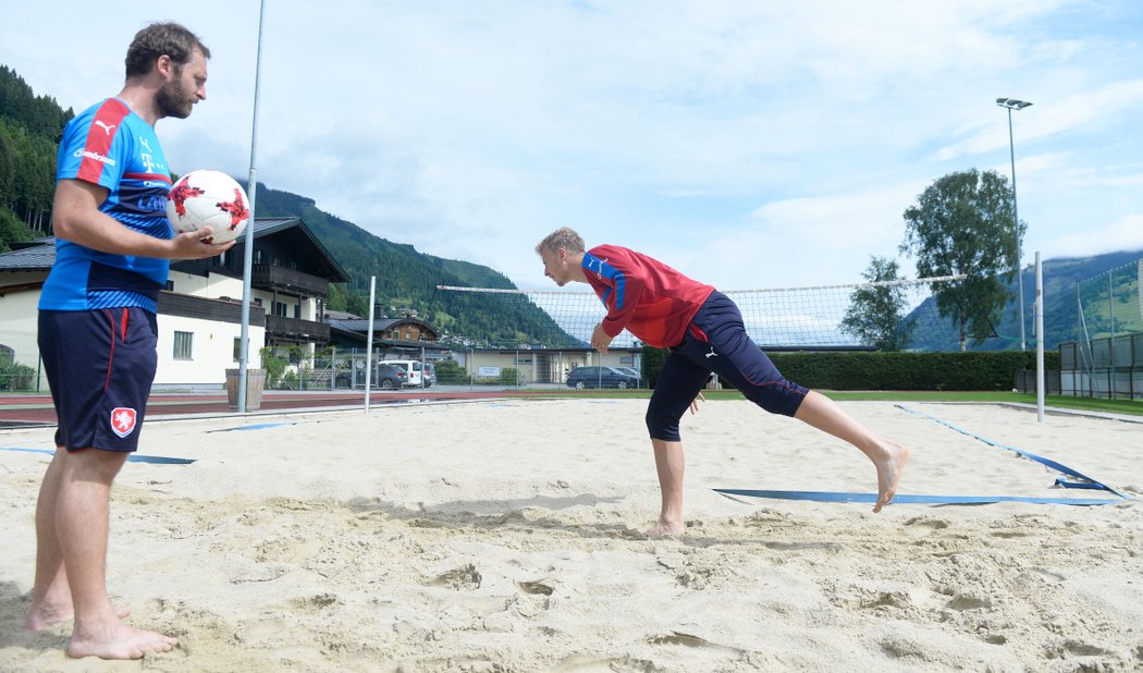 Český záložník při jednom ze cvičení v písku
