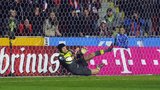 Čech chytil penaltu, na kterou nebyl připravený. Zradila ho technika