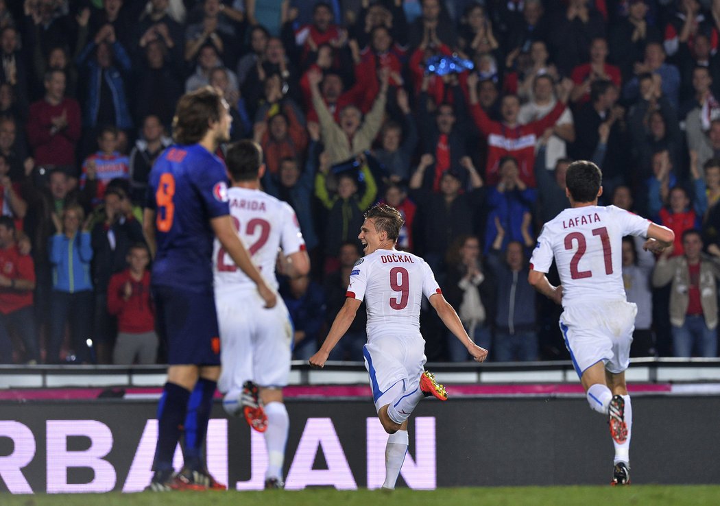 Bořek Dočkal v euforii po parádním gólu, který vstřelil v úvodním kvalifikačním duelu proti Nizozemsku
