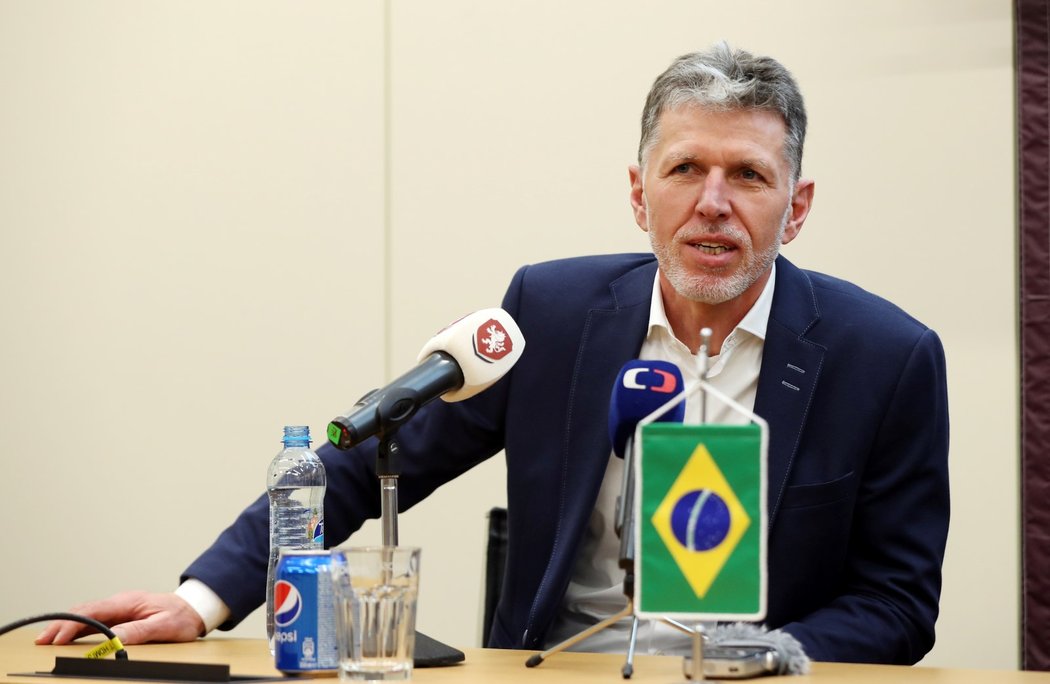 Kouč české reprezentace Jaroslav Šilhavý na tiskové konferenci promluvil i o přípravném utkání s Brazílií