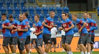 První »tajný« sraz týmu pro EURO, 8 sparťanů a 4 Plzeňáci: Vrba rozjel konkurz!