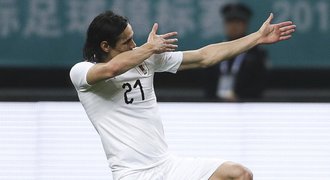 China Cup ovládla Uruguay. Jedinou branku finále dal Cavani