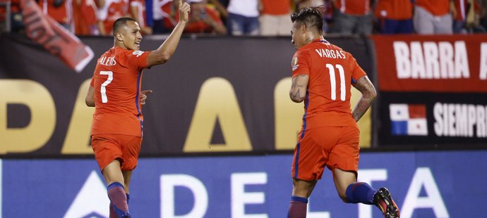 Sánchez a Vargas vstřelili po dvou gólech