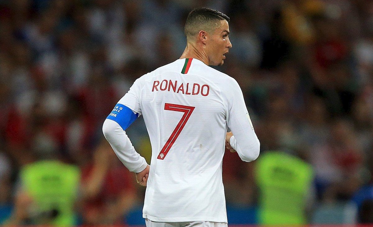 Portugalský kapitán Cristiano Ronaldo chybí v nominaci