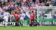 Petr Jiráček překonává řeckého brankáře už ve třetí minutě zápasu
