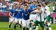 Antonio Cassano si jde pro centr v zápase proti Irsku