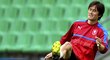 Tomáš Rosický v dobré náladě na českém tréninku před zápasem s Chorvatskem na EURO 2016