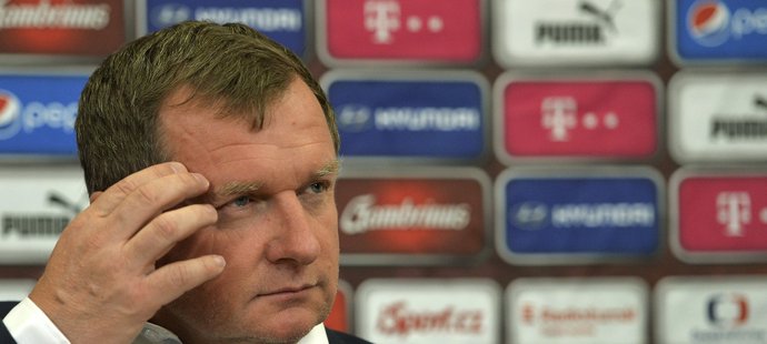 Kouč české reprezentace Pavel Vrba po návratu z fotbalového EURO 2016