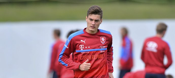 Patrik Schick na českém soustředění před EURO v Rakousku. Nakonec se mladý útočník na šampionát nedostal.