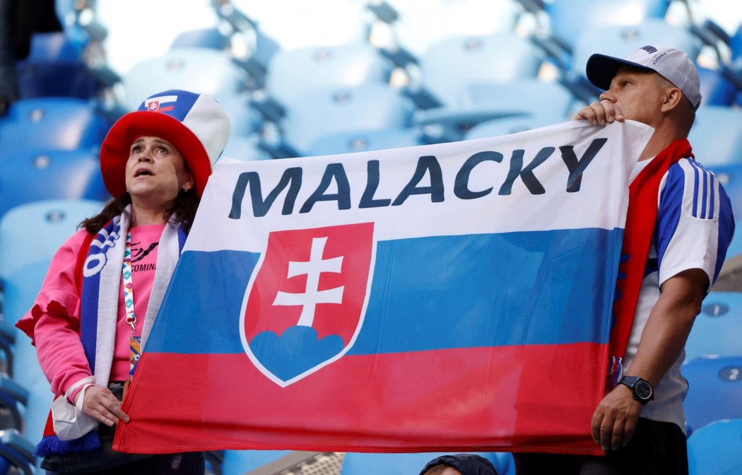 Slovenští fanoušci před začátkem EURO 2021 proti Polsku