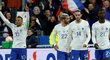 Hráči Francie se radují z trefy Kyliana Mbappého
