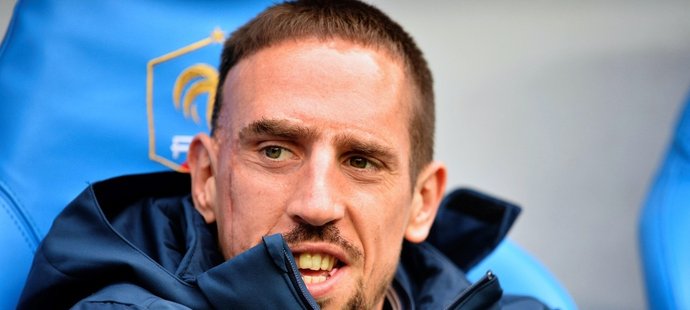 Ribéry se rozhodl ukončit reprezentační kariéru, to se však nelíbí Platinimu
