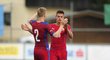 Fotbalisté Česka se radují z gólu do sítě Ukrajiny