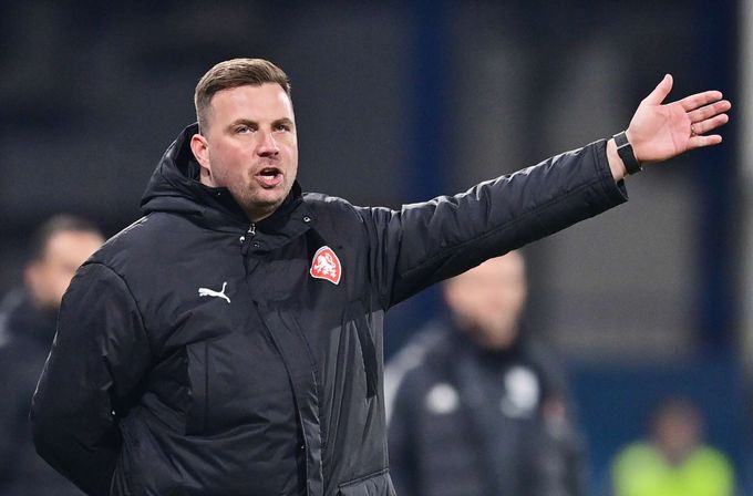 Köstl o budoucnosti: Nejsem zcela rozhodnut. Děkovačka? Kopání příkopů nepomůže... Köstl o budoucnosti: Nejsem zcela rozhodnut. Děkovačka? Kopání příkopů nepomůže...