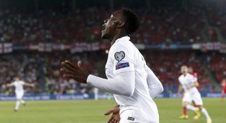 Welbeck zařídil výhru Anglie, Španělsko sestřelilo Makedonce