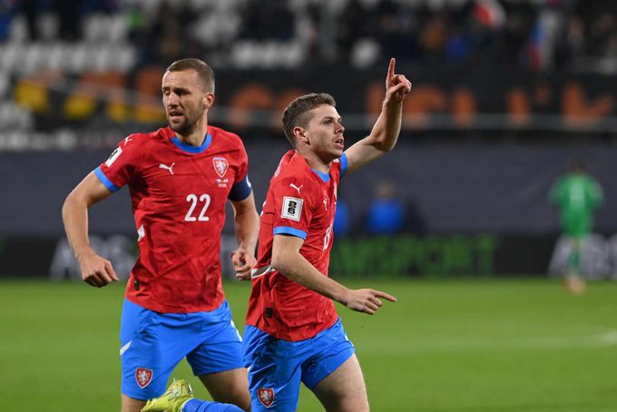 ONLINE: Česko - Gibraltar 1:0. Dobrý vstup do utkání, rychle se trefil Douděra ONLINE: Česko - Gibraltar 1:0. Dobrý vstup do utkání, rychle se trefil Douděra