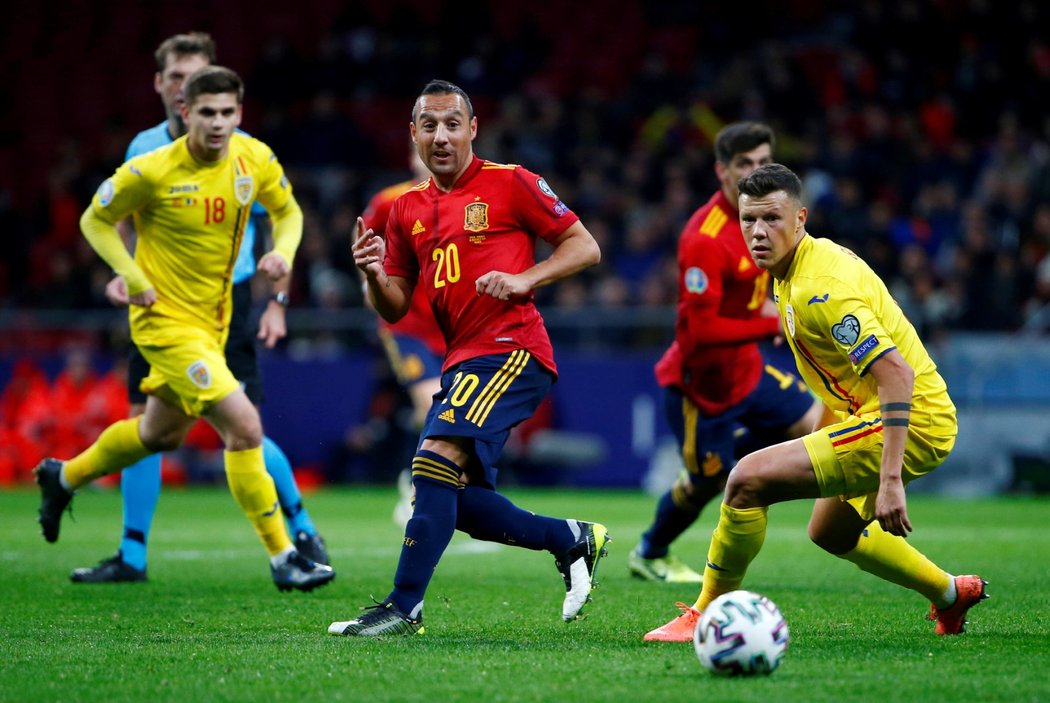 Španělsko vedlo nad Rumunskem 4:0 už po prvním poločase, Santi Cazorla si připsal jednu asistenci
