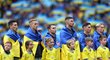 Ukrajinští fotbalisté nastoupili proti Anglii s národními vlajkami na ramenou