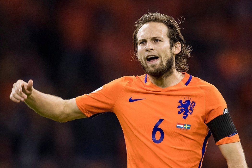 Naštvaný obránce Daley Blind si za nizozemskou reprezentaci MS nezahraje