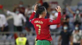 Ronaldo řídil obrat a přepsal rekord. Francie remizovala s Bosnou