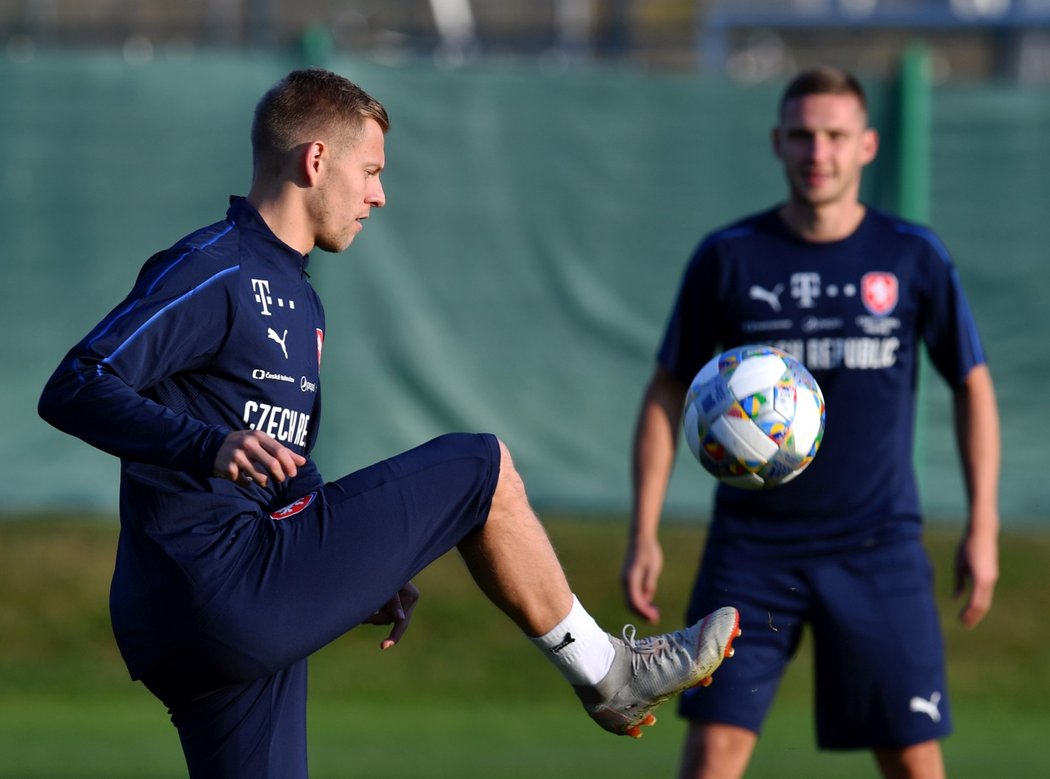 Matěj Vydra během tréninku českého národního týmu před přípravným zápasem s Polskem