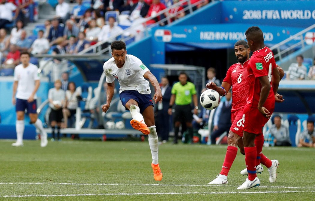 Anglický záložník Jesse Lingard přidal parádní gól proti Panamě, kterým zvyšoval na 3:0