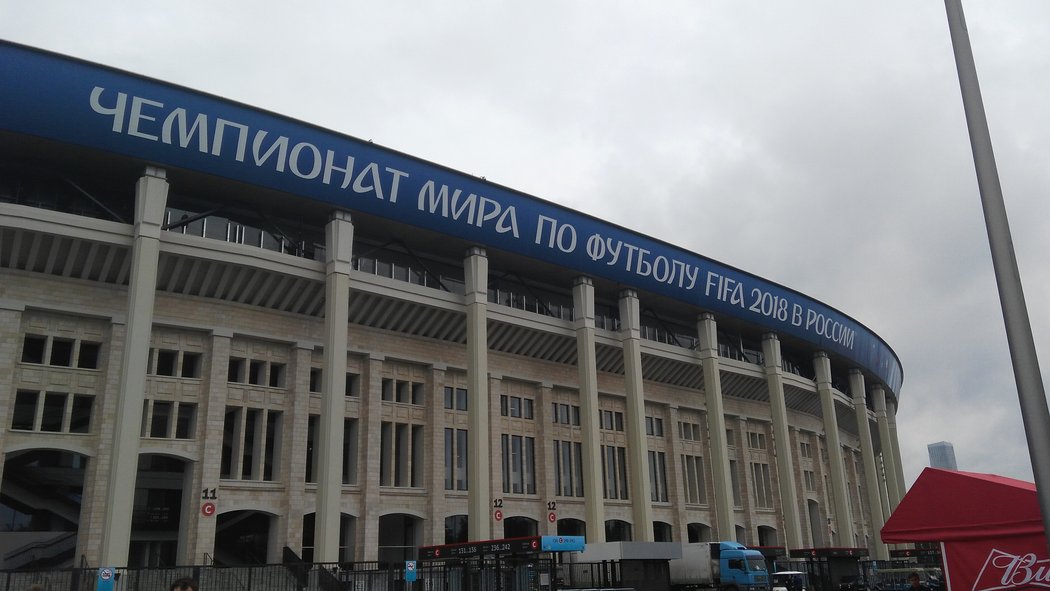 Na obřím moskevském stadionu Lužniki se odehraje úvodní zápas šampionátu mezi Ruskem a Saúdskou Arábií